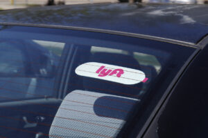 How Santana & Blanchard Personal Injury Lawyers Can Help After a Lyft Accident in Gretna, LA