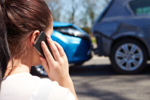 How Santana & Blanchard Personal Injury Lawyers Can Help After a Distracted Driving Accident in Metairie